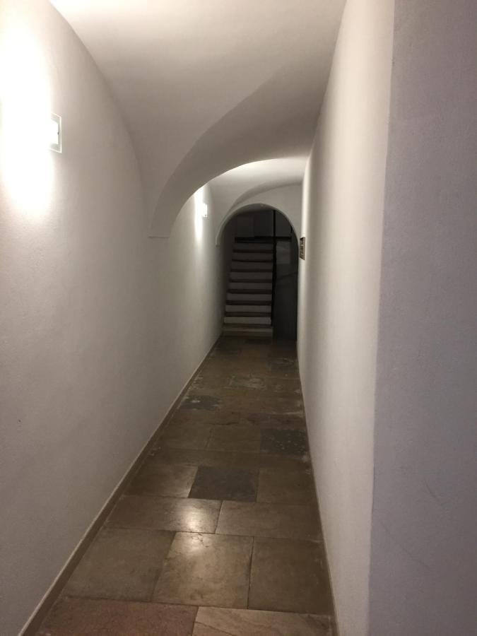 Central Suite Apartment Bari Eksteriør billede